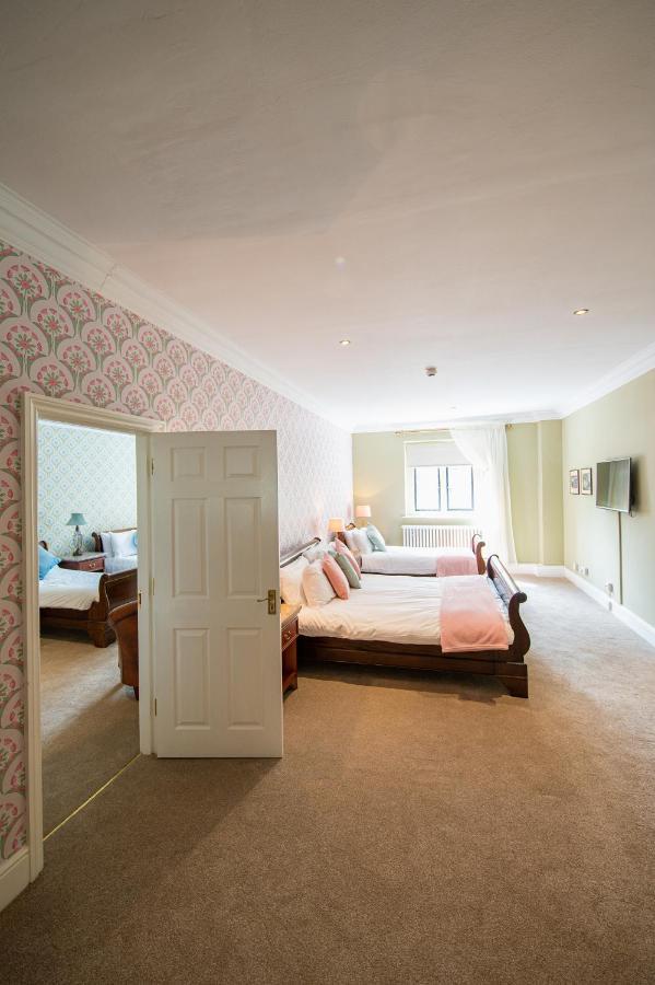 Miskin Manor Hotel Hensol Luaran gambar