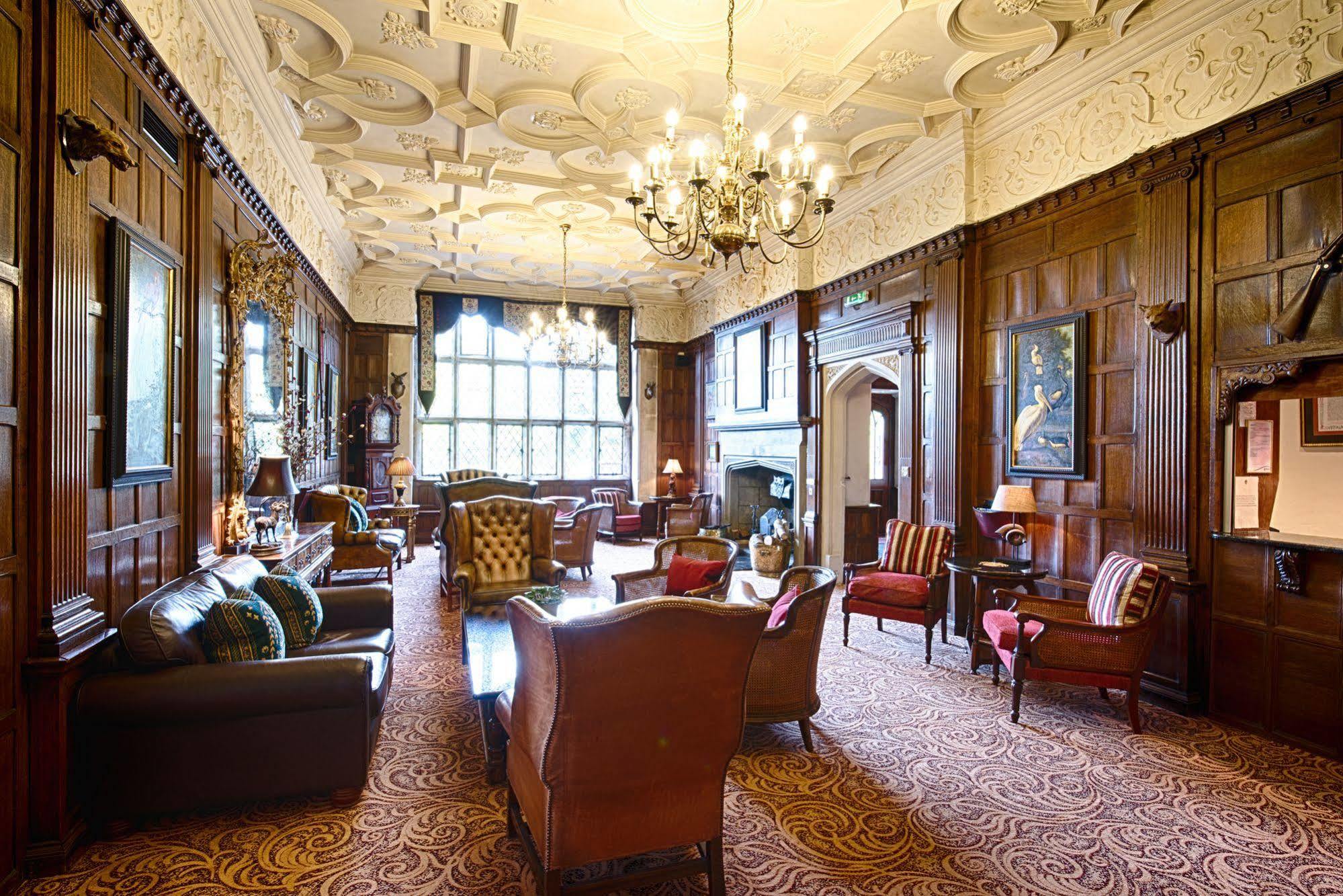 Miskin Manor Hotel Hensol Luaran gambar