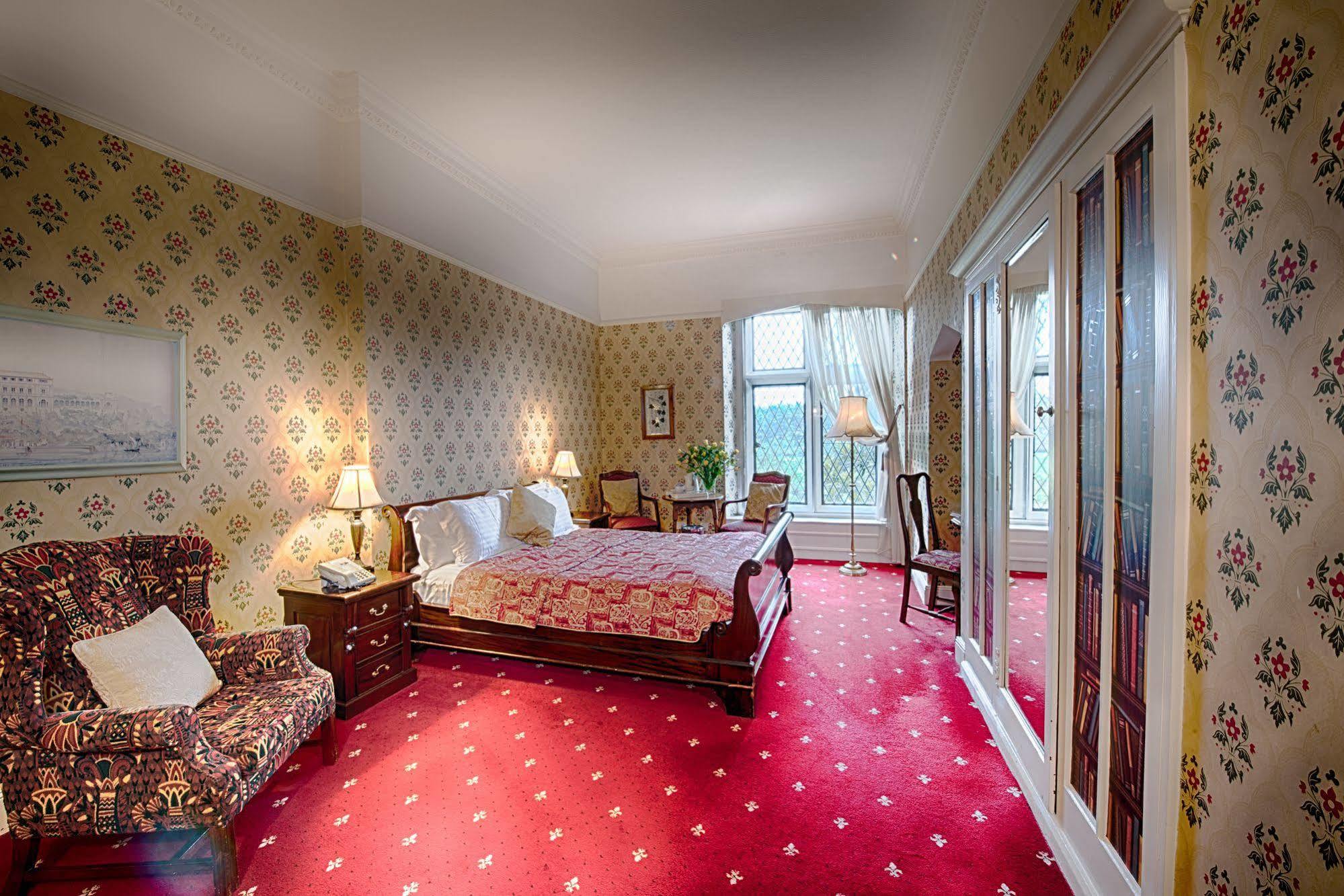 Miskin Manor Hotel Hensol Luaran gambar