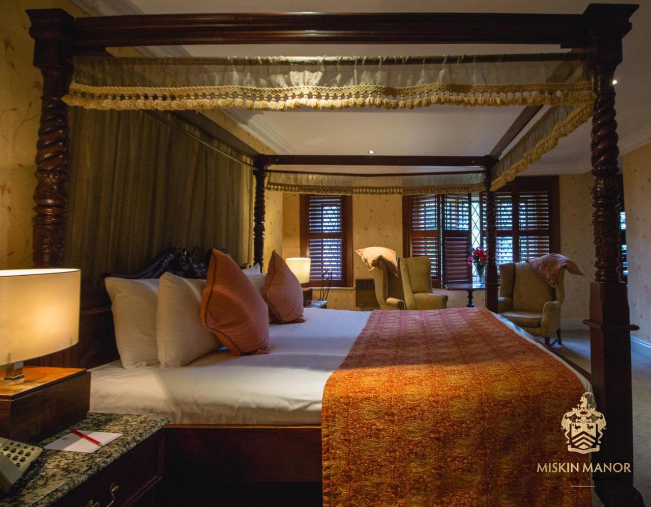 Miskin Manor Hotel Hensol Luaran gambar